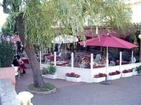  Hôtel La Renaissance  Ревель